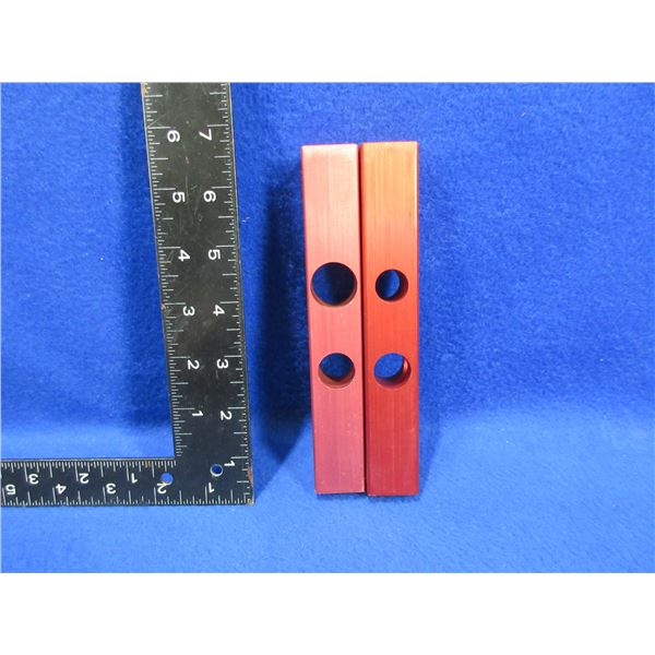 2 MEC Single Stage Charge Bars - 302 100 and 302 200