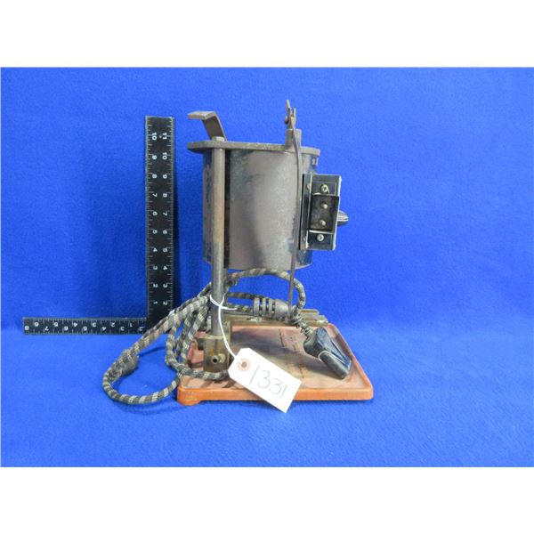 Lyman Model 61 Mould-Master Electric Furnace