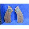 Image 2 : Smith & Wesson J Frame Round Butt Wood Grips