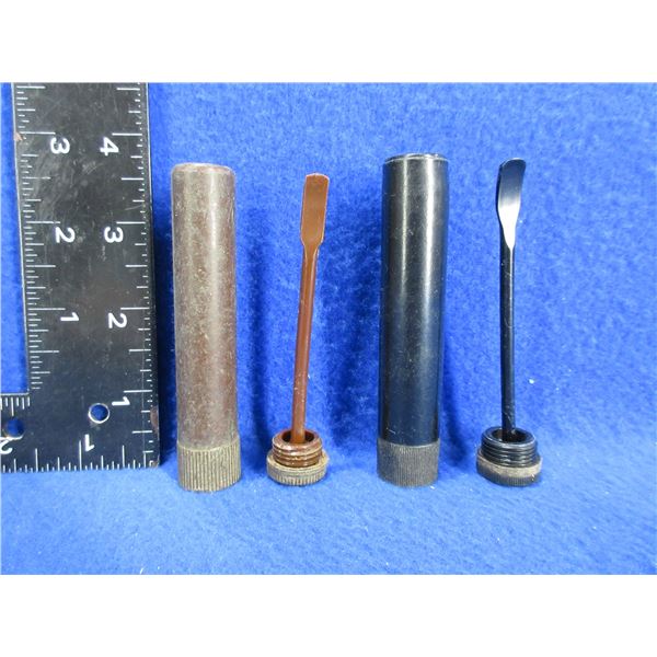 2 Lee Enfield Mk V Oilers - 1 Bakelite and 1 Plastic