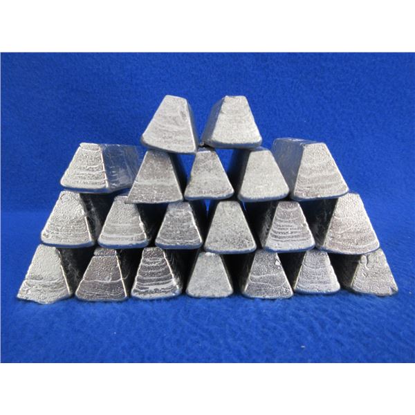 9 lb 13 oz of Lead Ingots