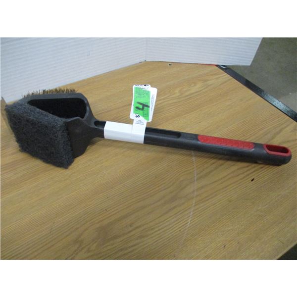 NEW:  3 WAY BBQ BRUSH