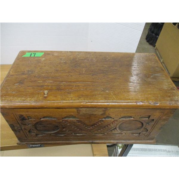 ESTATE:  OLD WOODEN BOX