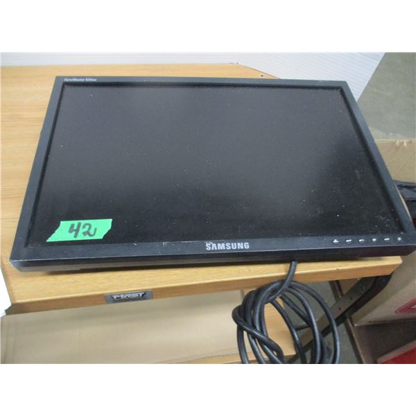 SAMSUNG MONITOR