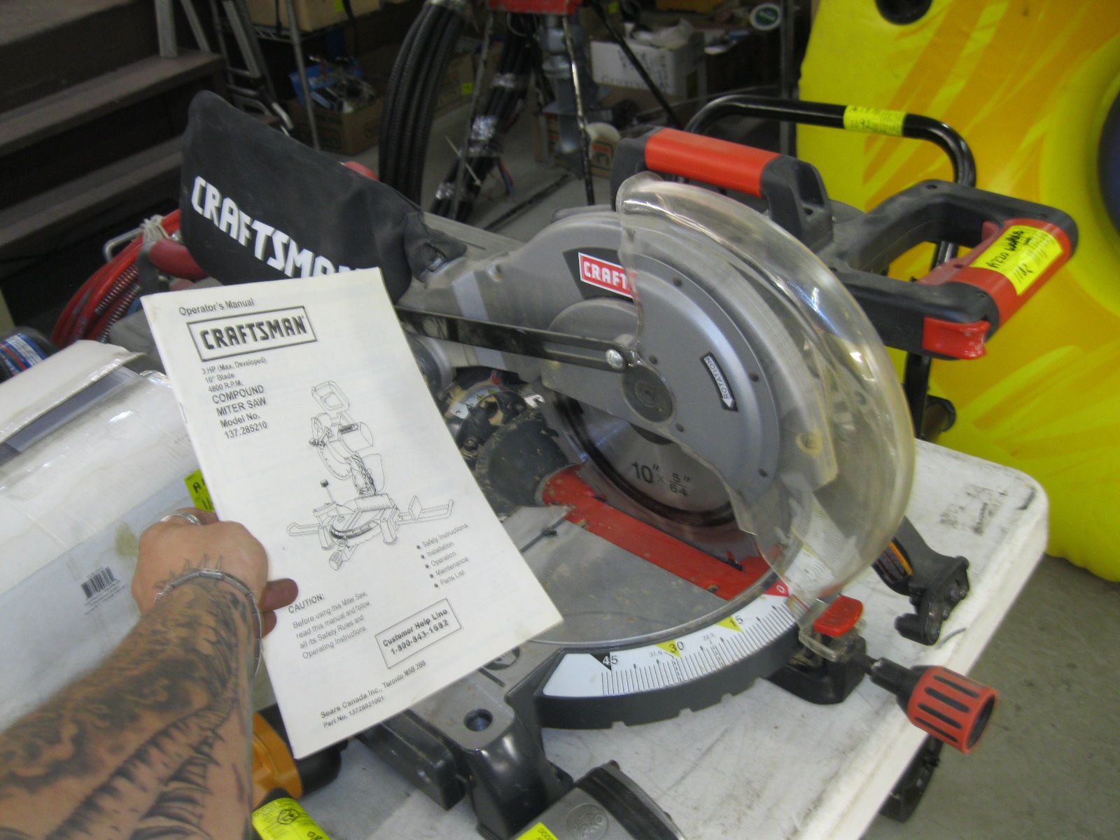 CRAFTSMAN COMPOUND MITER SAW