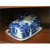 Image 1 : BLUE & WHITE LIDDED IRONSTONE DISH