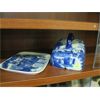 Image 2 : BLUE & WHITE LIDDED IRONSTONE DISH