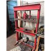 Image 3 : 8 ton hydraulic press