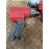 Image 3 : 1/4", 3/8" and 1/2" air impacts and ratchet