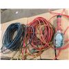 Image 2 : 3 extension cords and trouble light