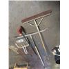 Image 3 : 2 shop brooms, dust pan and queegee