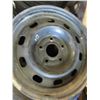Image 3 : 4x 5 bolt 17" rims with 3 Cooper Discoverer 265/70R17 tires (worn)