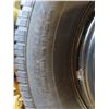 Image 4 : 4x 5 bolt 17" rims with 3 Cooper Discoverer 265/70R17 tires (worn)