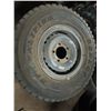 Image 2 : 4x 5 bolt split rims with Dunlop SP qualifier 7.50R16 tires