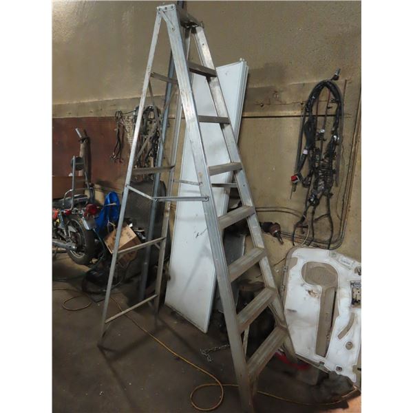 8ft aluminum ladder