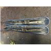 Image 1 : 2 snowmobile skis