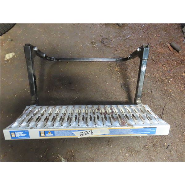 13" truck tire service step