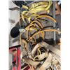 Image 1 : 2 ratchet straps, extension cord, trouble light and air hose