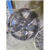 Image 2 : 2x 17" wheel covers