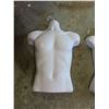 Image 2 : 2 hanging shirt mannequins - male and female