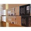 Image 2 : 2 Mainstays garment racks