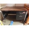 Image 2 : Desk with drawers - 40"x24"x29"H