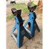 Image 2 : set of jack stands