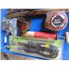 Image 2 : flashlights , diamond point set , screw removal set