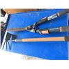 Image 2 : yard tools