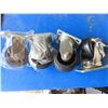 Image 1 : set of 4 casters