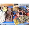 Image 1 : lot of work gloves and kunys tool pouches / belts
