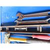 Image 3 : assorted tools