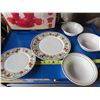 Image 1 : 21 pc assorted tableware plates and misc bowls