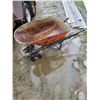 Image 2 : wheelbarrow