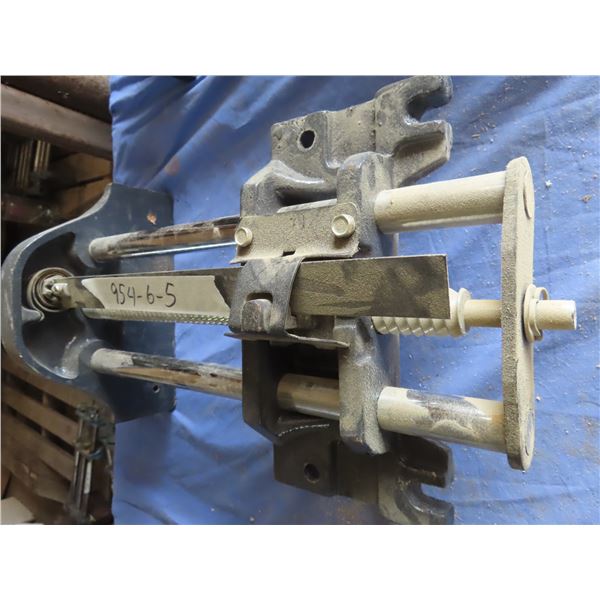 wood working vise