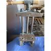 Image 3 : wood working vise