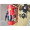 Image 2 : Nascar collectibles - lunch box, travel mug, notepad, teddies