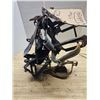 Image 2 : #3 coilspring and jump traps lot of 4