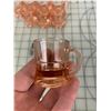 Image 2 : LOT OF 8 PINK DEPRESSION GLASS MINI MUG SHOT GLASSES