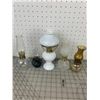 Image 1 : VINTAGE LOT OF MINI OIL LAMPS