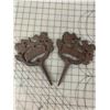 Image 1 : VINTAGE CAST IRON SQUIRREL CROSSING STAKE SIGNS