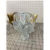 Image 2 : VINTAGE GLASS LOT CANDLE HOLDERS BASKET ETC