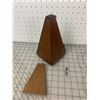 Image 3 : VINTAGE WORKING METRONOME GERMANY