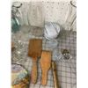 Image 8 : VINTAGE AND ANTIQUE MISC LOT CRANK PENCIL SHARPENER JARS ETC