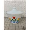 Image 1 : VINTAGE FIRE-KING TULIP PATTERN GREASE DRIP BOWL WITH LID