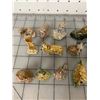 Image 2 : LOT OF 24 RED ROSE TEA FIGURINES ALL DIFFERENT