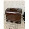 Image 8 : ANTIQUE EDISON GEM TABLE TOP PHONOGRAPH IN WORKING CONDITION