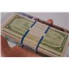 Image 2 : Stack of 10 1954 Canada $1 banknotes paperweight
