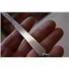 Image 3 : Sabre & 1978 knife