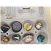 Image 3 : egg carton of jewelry